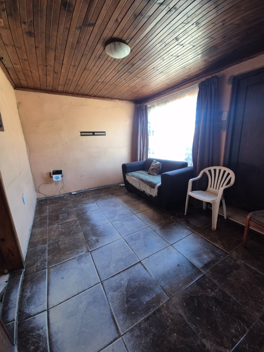 2 Bedroom Property for Sale in Kwazakhele Eastern Cape